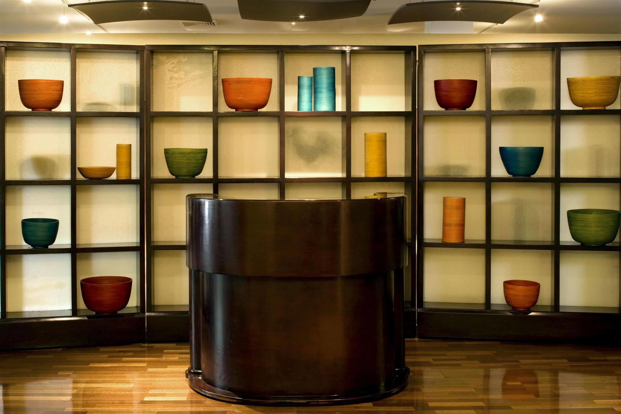 Отель The Westin Reston Heights Экстерьер фото