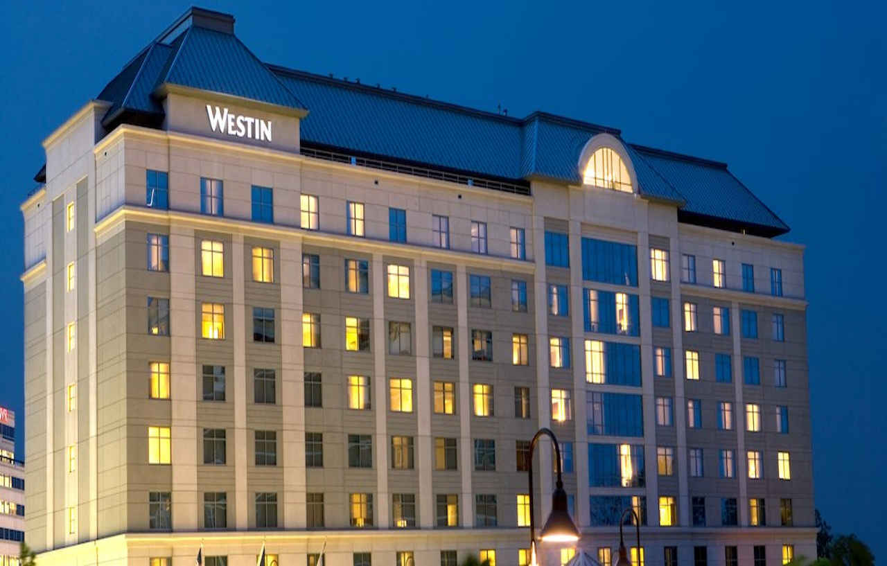 Отель The Westin Reston Heights Экстерьер фото