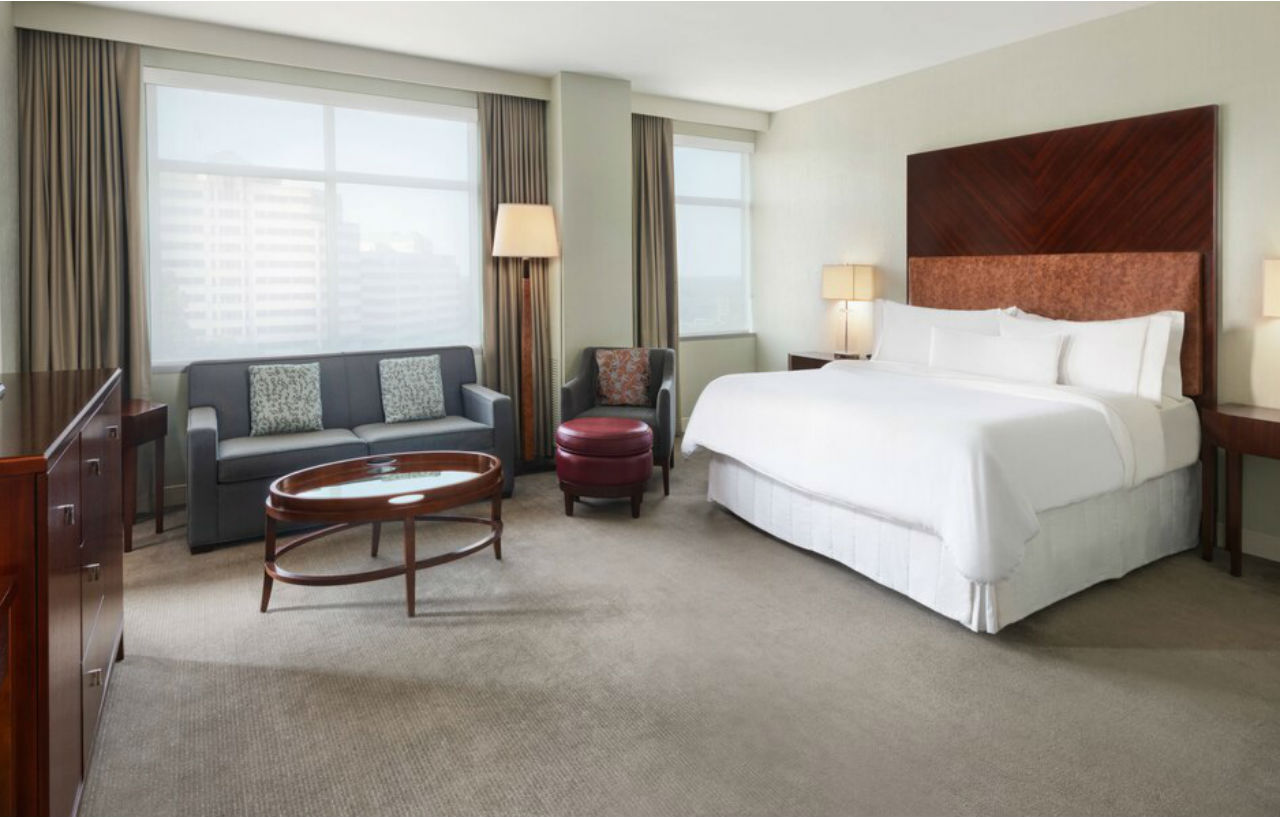 Отель The Westin Reston Heights Экстерьер фото